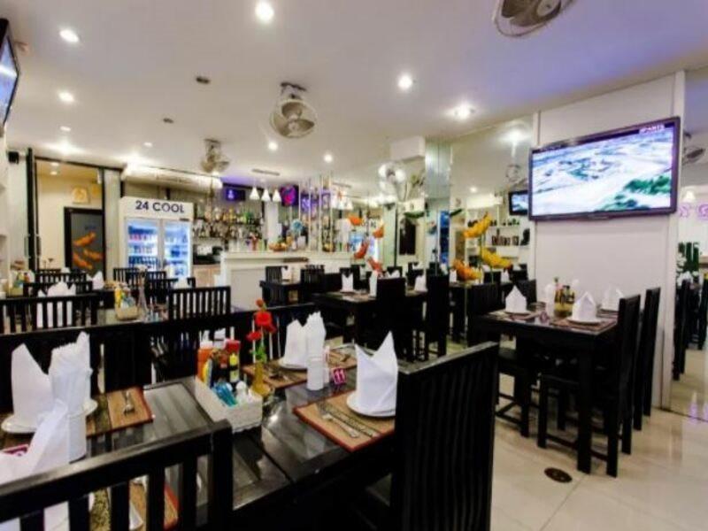 @ White Patong Otel Dış mekan fotoğraf