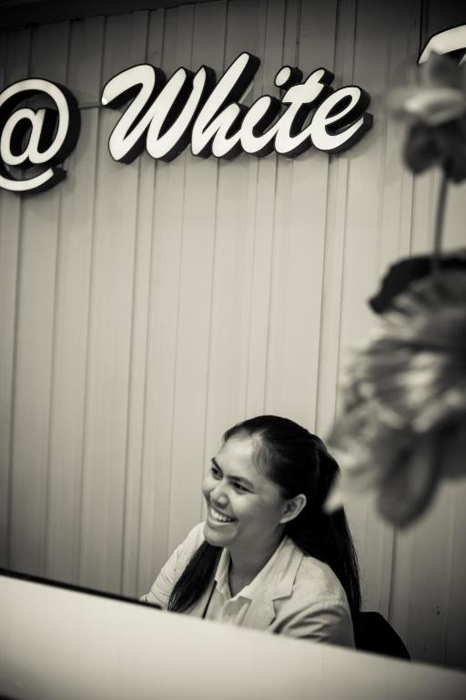 @ White Patong Otel Dış mekan fotoğraf