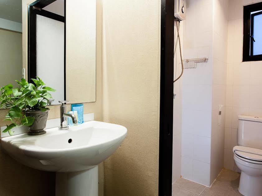@ White Patong Otel Dış mekan fotoğraf